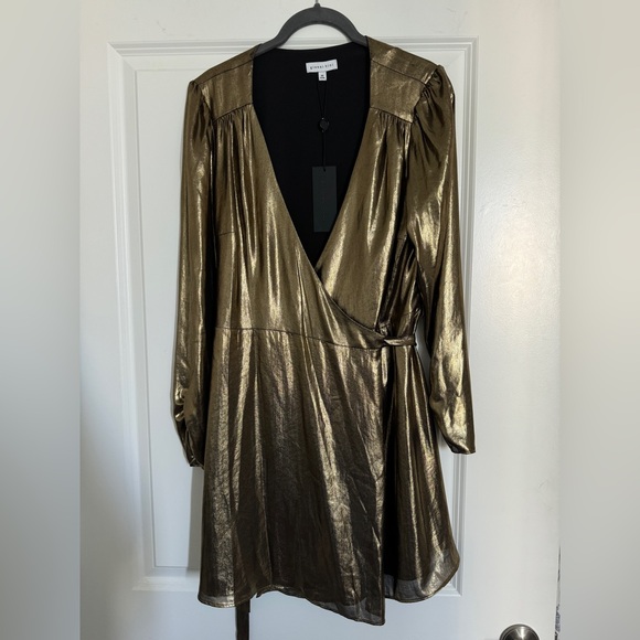 Gianni Bini Noa Metallic Lame V-Neck Long Sleeve A-Line
Wrap Dress NWT Size M - Picture 5 of 12